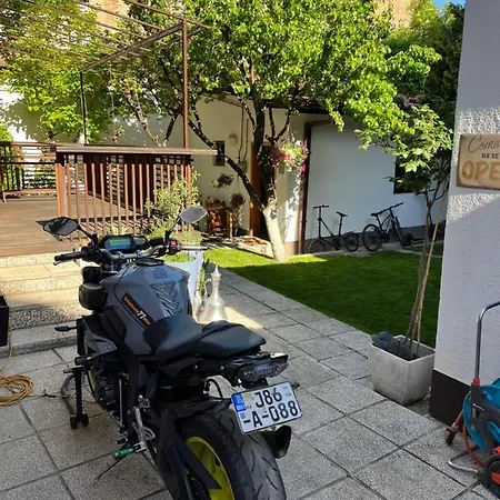 Studio Karpuzova With Garden And Free Parking Διαμέρισμα