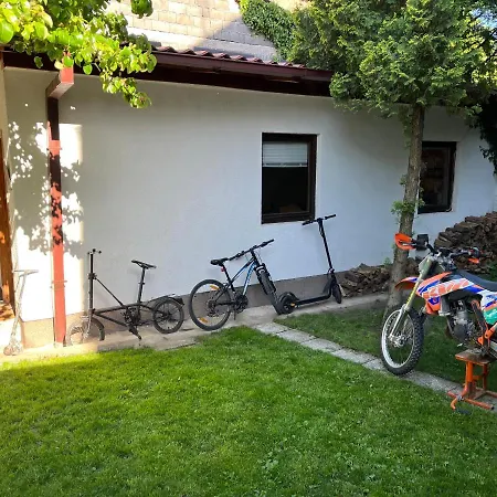Studio Karpuzova With Garden And Free Parking